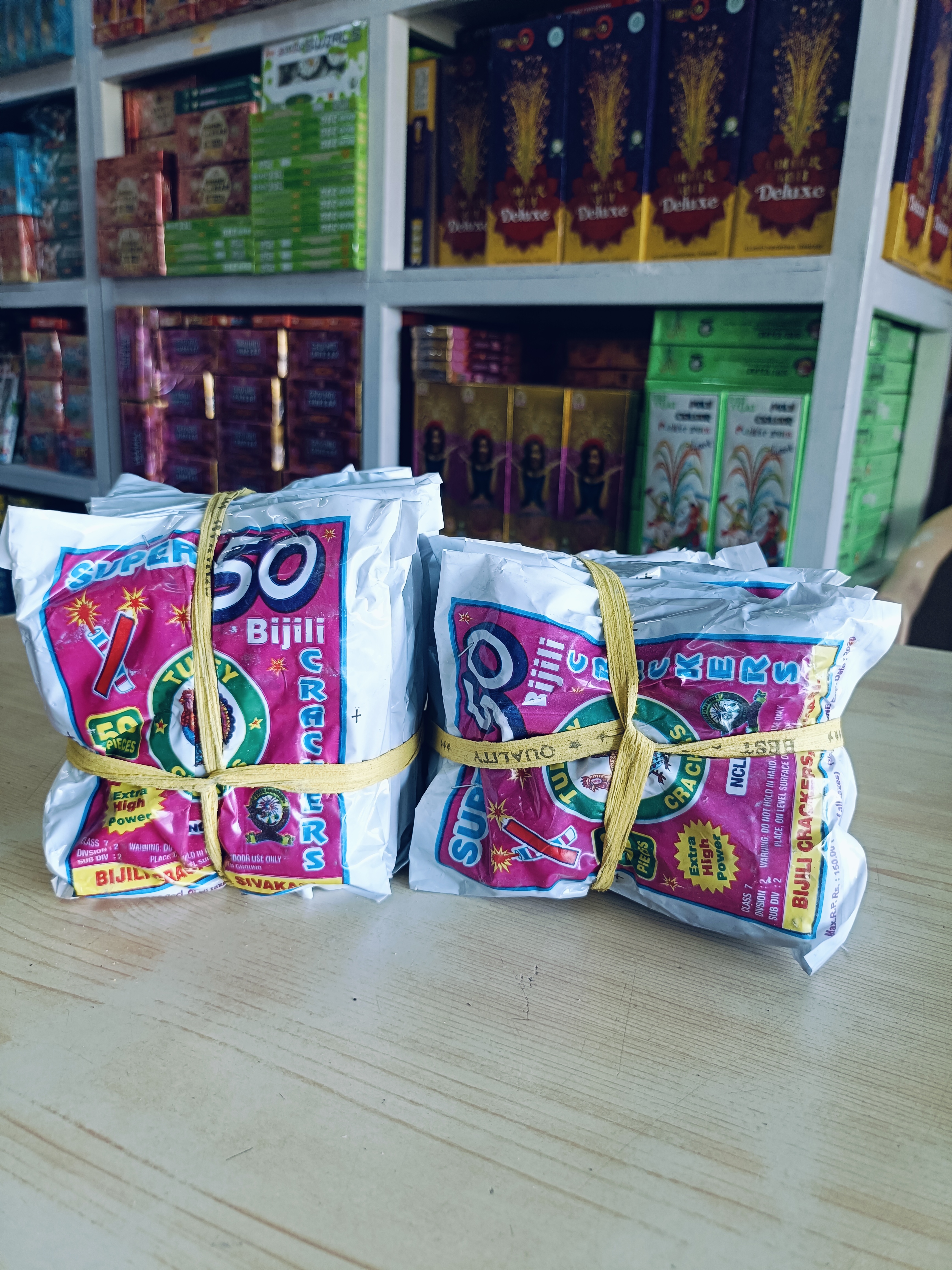 Red Bijili (50 Pcs)